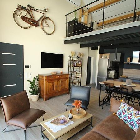 Loft Lou Pitchoun Villa Saint-Étienne-du-Grès Bagian luar foto