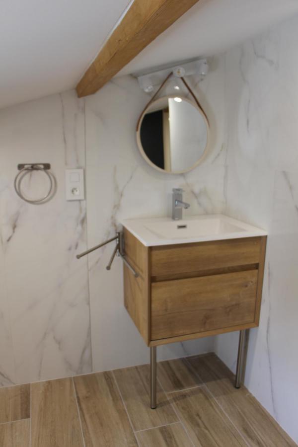 Loft Lou Pitchoun Villa Saint-Étienne-du-Grès Bagian luar foto