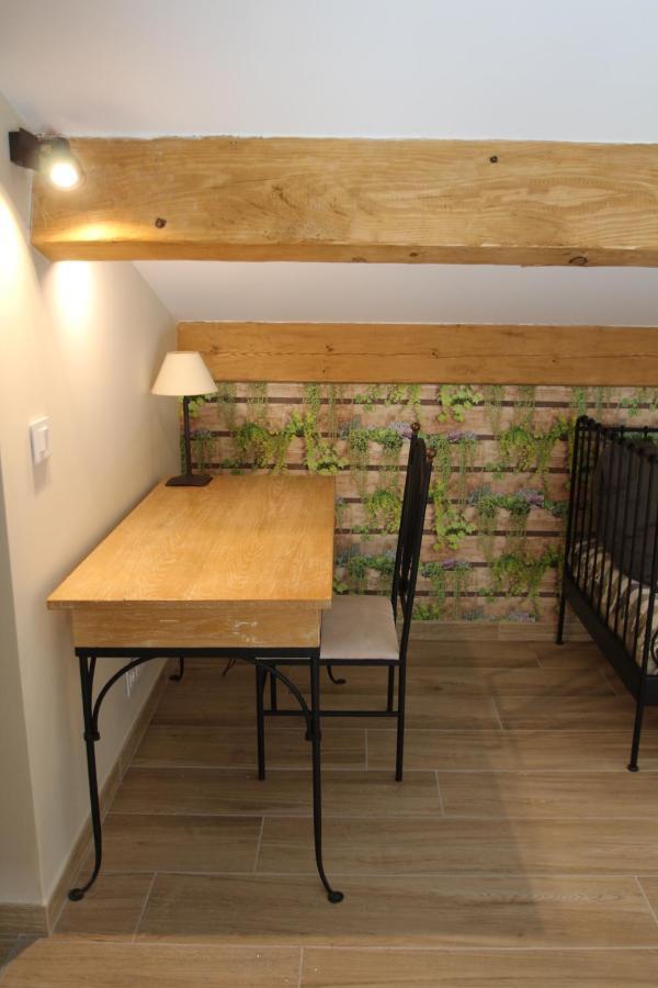 Loft Lou Pitchoun Villa Saint-Étienne-du-Grès Bagian luar foto