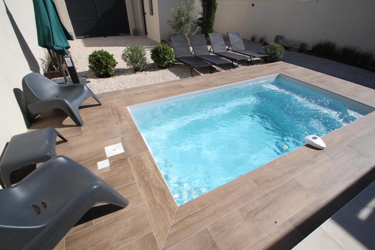 Loft Lou Pitchoun Villa Saint-Étienne-du-Grès Bagian luar foto